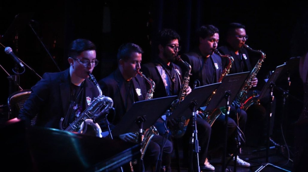 Imox Jazz, Mark Fusion, Big Band Municipal, Roberto Estrada Jazz Band y los UDV Jazz Combos representan lo mejor del jazz guatemalteco ante un público internacional.